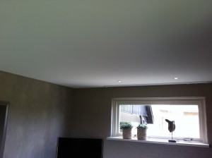 nieuw geweven plafond